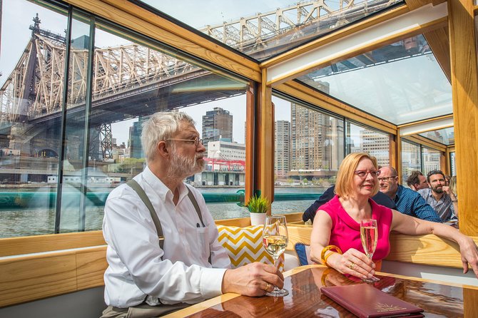 Manhattan Architecture Yacht Cruise - Accessibility Concerns