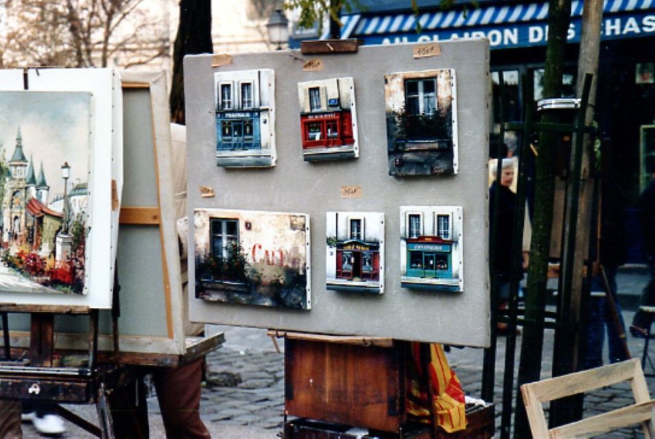 Montmartre's Heritage With Specialties Tasting - Taking in the Chic Art Scene