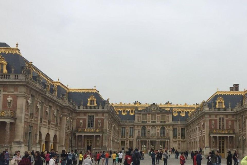 Paris: Château De Versailles and Giverny Excursion - Convenient Return to Paris