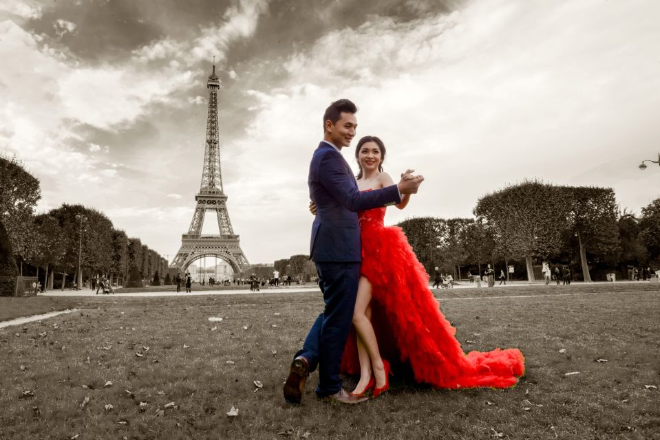 Paris: Private Professional Photo Shoot - Pricing and Duration