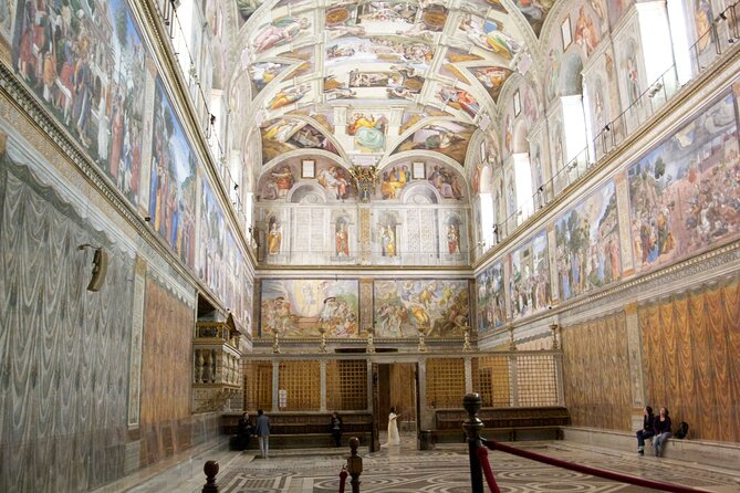 Rome: Semi-Private Vatican Museums Tour With Sistine Chapel - Group Size and Duration