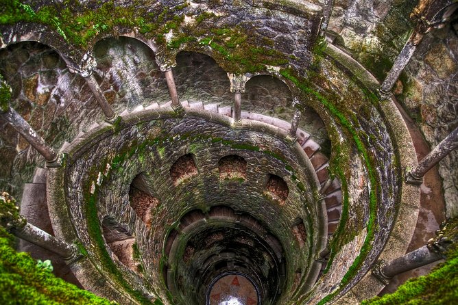 Sintra Full Day Small-Group Tour: Let the Fairy Tale Begin - Exploring Cascais Historic Center