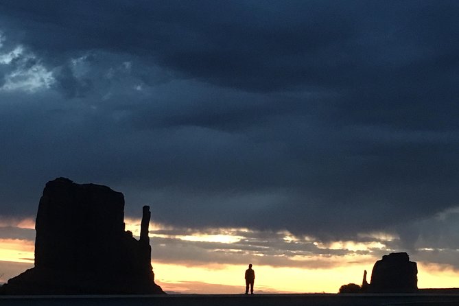 Sunrise Tour of Monument Valley - Group Size and Restrictions