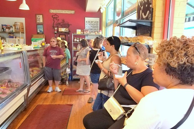 Top 10 Sites + Top 5 Foods of Cincinnati Morning Tour - Highlights of Customer Experiences