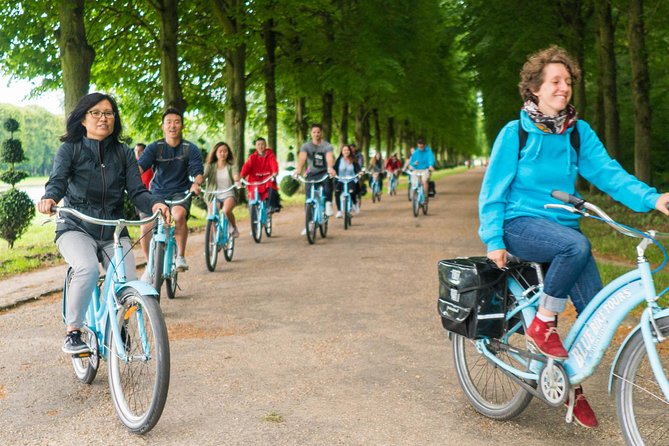 Versailles Domain Bike Tour With Palace and Trianon Estate Access - Accessibility and Policies