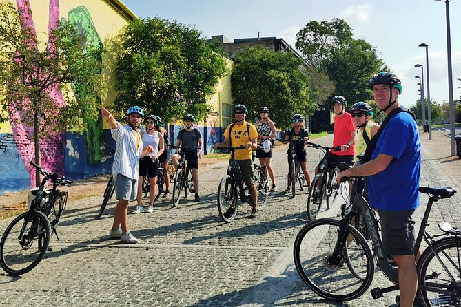 Athens Scenic Bike Tour With an Electric or a Regular Bike - Small Group Size