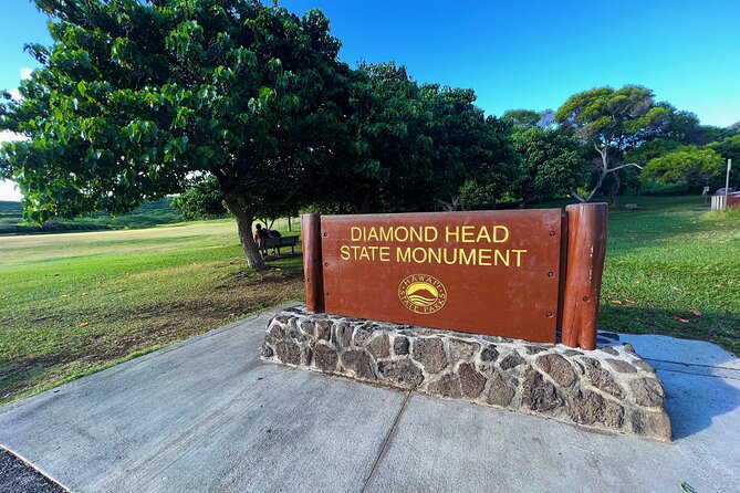 Diamond Head Hiking and Oahu Island Experience Feat. North Shore - Visiting the Dole Plantation