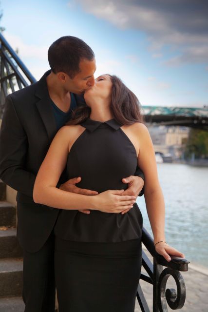 Paris: 1h40min Photoshoot in City Centre - Professional - Retouching and Delivery