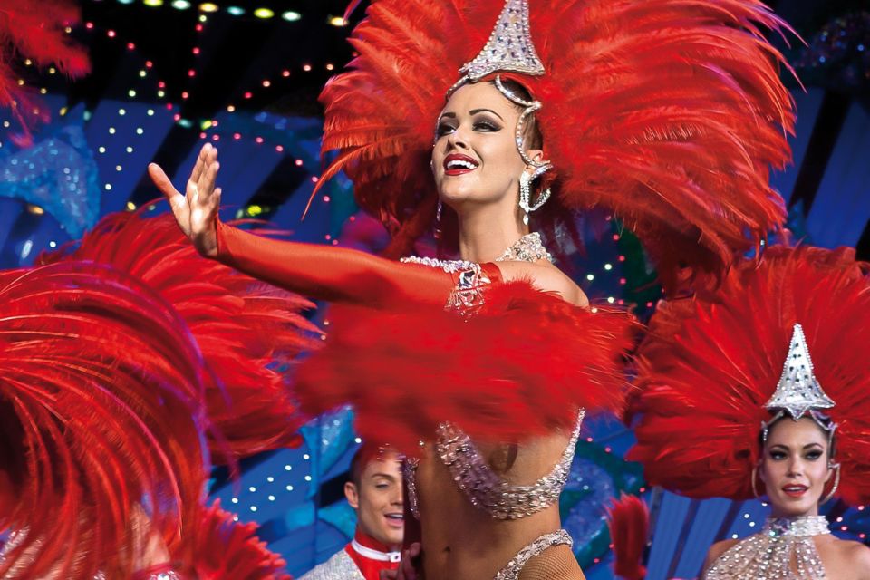 Paris: Moulin Rouge Cabaret Show Ticket With Champagne - Location and Transportation