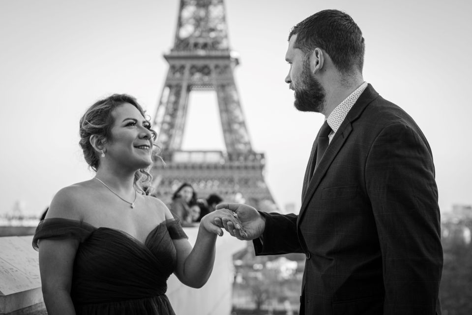 Paris: Romantic Photoshoot for Couples - Frequently Asked Questions