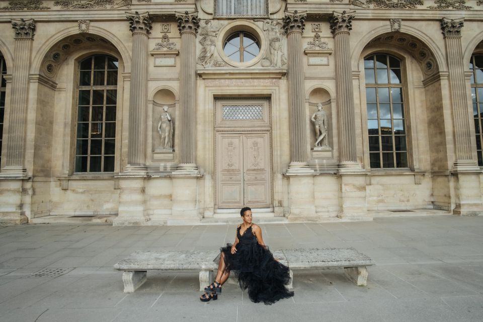 Private Paris Multiple Places Photoshoot by a Filmmaker - Availability