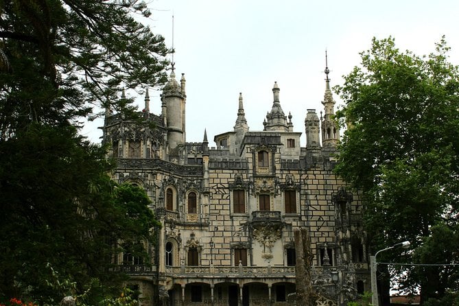 Sintra Full Day Small-Group Tour: Let the Fairy Tale Begin - Lunch Break