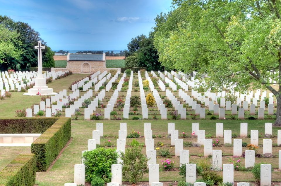 Small-Group Canadian Normandy D-Day Juno Beach From Paris - Beny-sur-Mer Canadian Cemetery