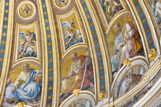 Tour of St Peters Basilica With Dome Climb and Grottoes in a Small Group - Group Size and Duration
