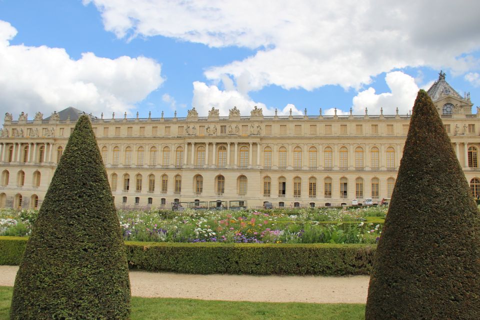 Versailles: Garden Private Guided Tour & Palace Entry Ticket - Transportation and Arrival Information