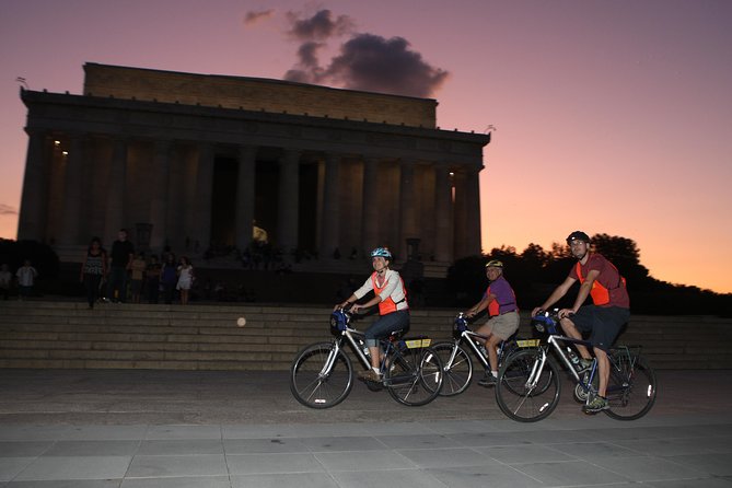 Washington DC Sites at Night Guided Bicycle Tour - Tour Reviews