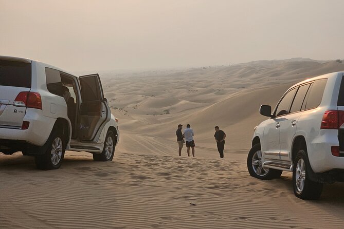 Abu Dhabi Desert Safari With Live Shows And BBQ Buffet Dinner - Live Entertainment and 5* BBQ Buffet