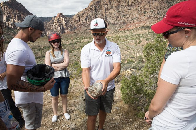 Award Winning Red Rock Canyon Tour - Age Requirement and Attire