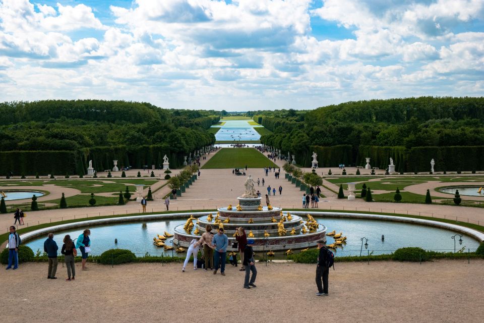 Chateau of Versailles & Marie Antoinette's Petit Trianon - Queens Hamlet Refuge