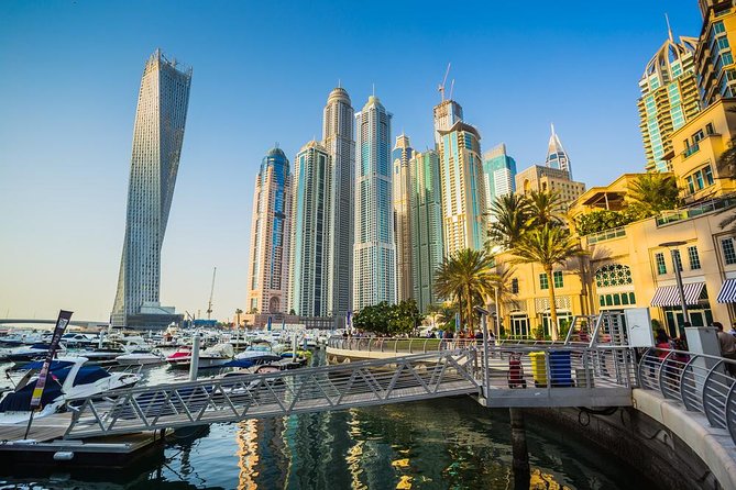Dubai Full-Day Spanish Language Tour - City of Contrasts - Group Size and Transportation