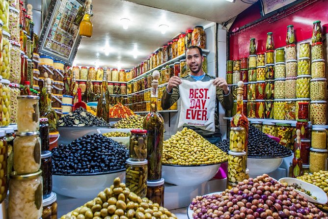 Experience Marrakech: Gastronomic and Market Adventure Inside the Medina - Tour Logistics and Accessibility
