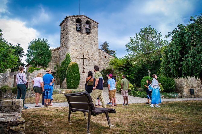 Medieval Three Villages Small Group Day Trip From Barcelona - Meeting and Pickup Details