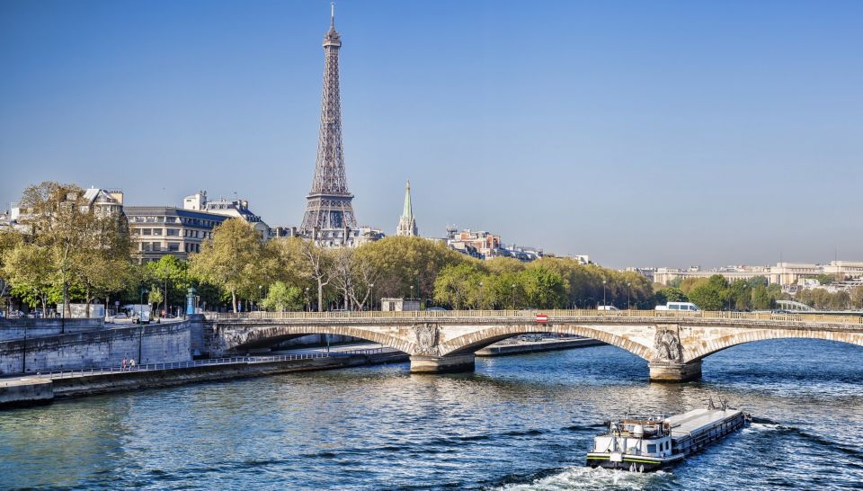 Paris: Eiffel Tower Hosted Tour, Seine Cruise and City Tour - Practical Considerations