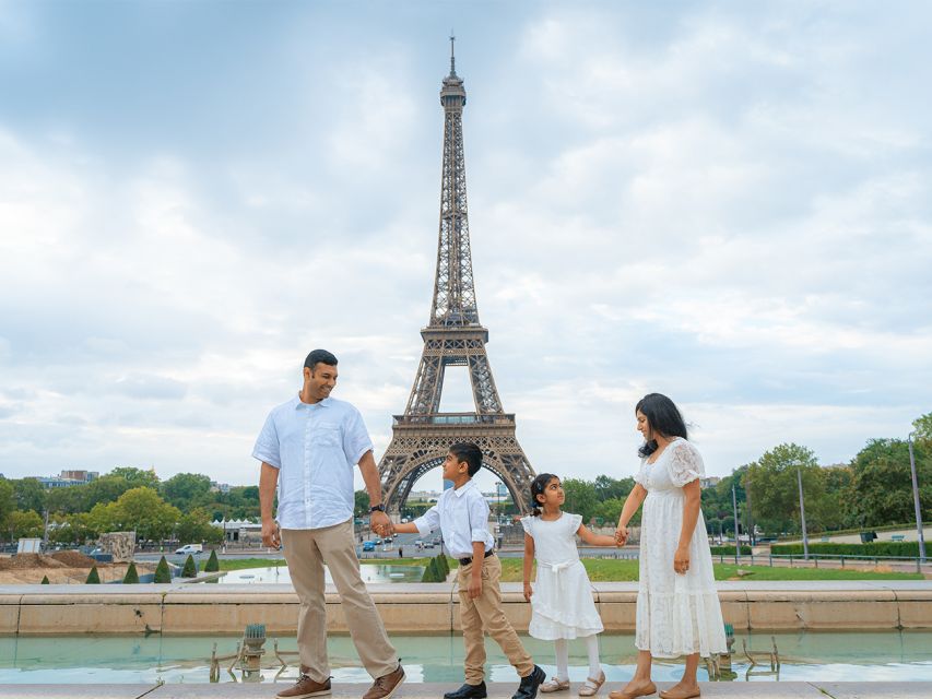 Paris: Professional Photoshoot With the Eiffel Tower - Frequently Asked Questions