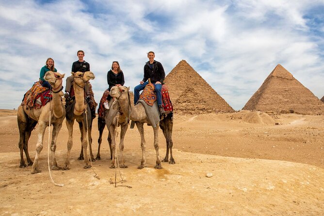 Private Full-Day Tour to Giza Pyramids,Sphinx,Memphis, and Saqqara - Dining and Refreshments