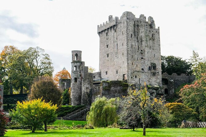 Blarney, Rock of Cashel & Cahir Castles Day Tour From Dublin - Just The Basics
