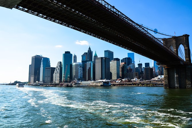 Circle Line: New York City Landmarks Cruise - Just The Basics
