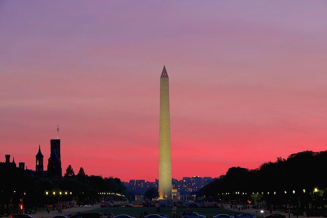 Experience Washington DCs Monuments by Moonlight on a Trolley - Just The Basics