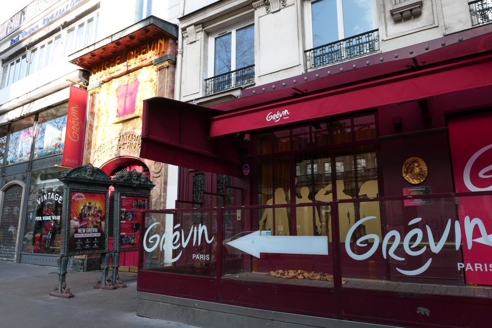 Family Tour of Paris Old Town and Grévin Museum - Key Points