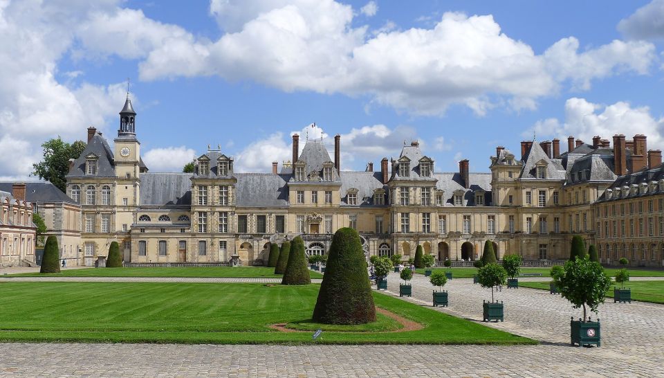 Fontainebleau: Fontainebleau Palace Private Guided Tour - Key Points