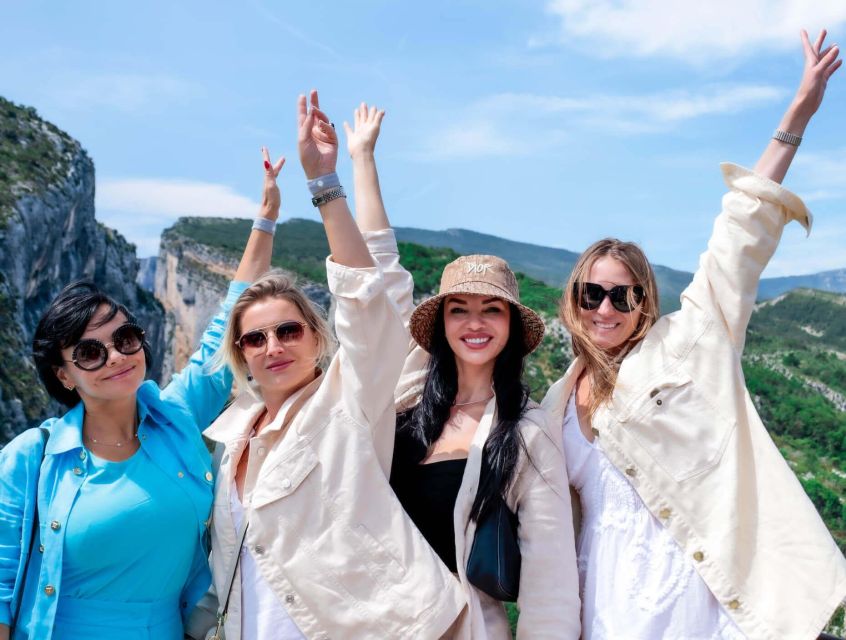 French Riviera: Professional Photoshoot With a Tour Guide - Key Points