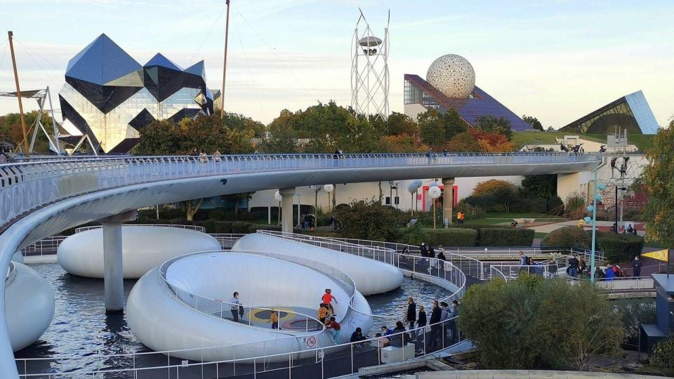 Futuroscope Park - Private Trip From Paris - Just The Basics