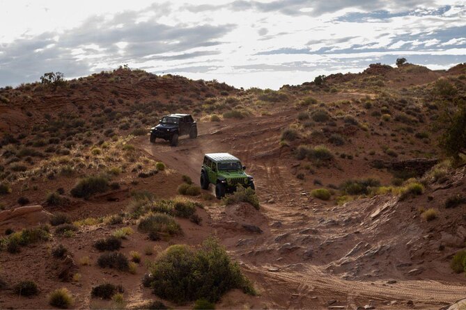 Hells Revenge 4x4 Off-Roading Tour From Moab - Just The Basics
