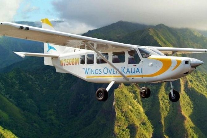 Kauai Deluxe Sightseeing Flight - Just The Basics