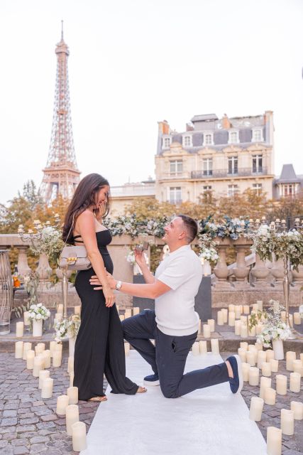 Marriage Proposal in Paris + Photographer 1h-Proposal Agency - Just The Basics
