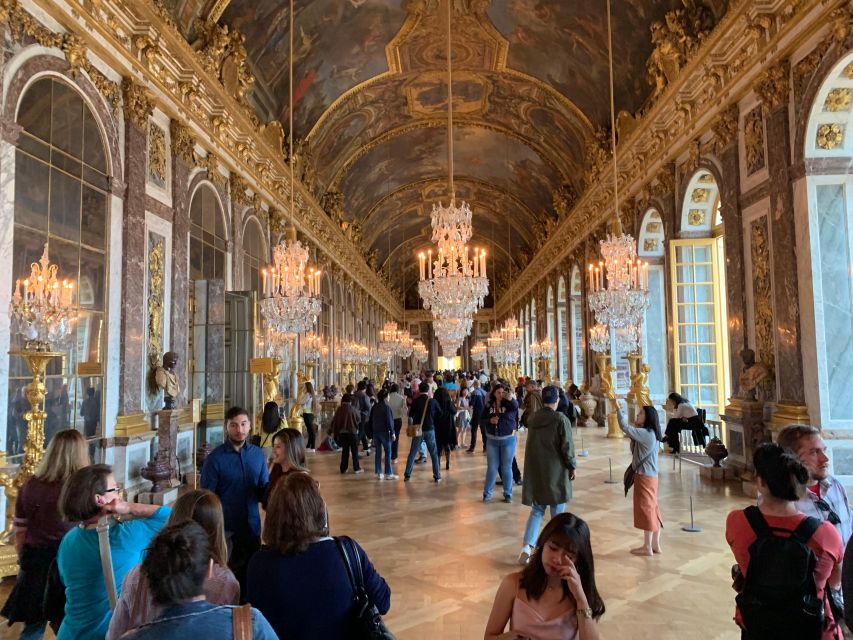 Paris and Versailles Palace: Full Day Private Guided Tour - Just The Basics