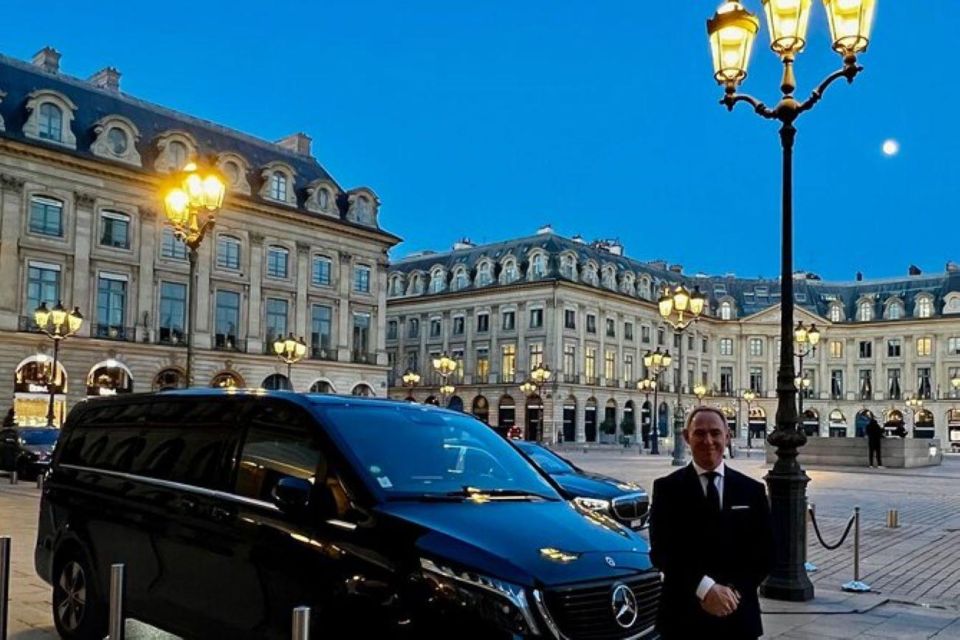 Paris: Domaine De Chantilly Private Tour in a Mercedes Van - Just The Basics