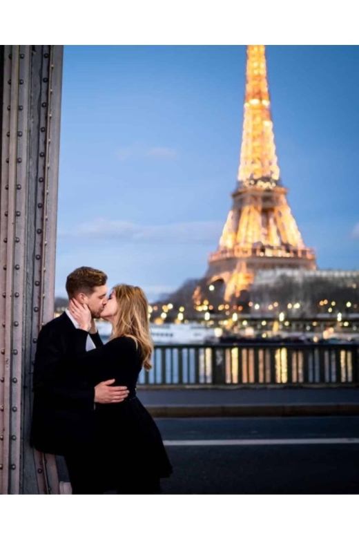 Paris: Love Day for Couples - Just The Basics