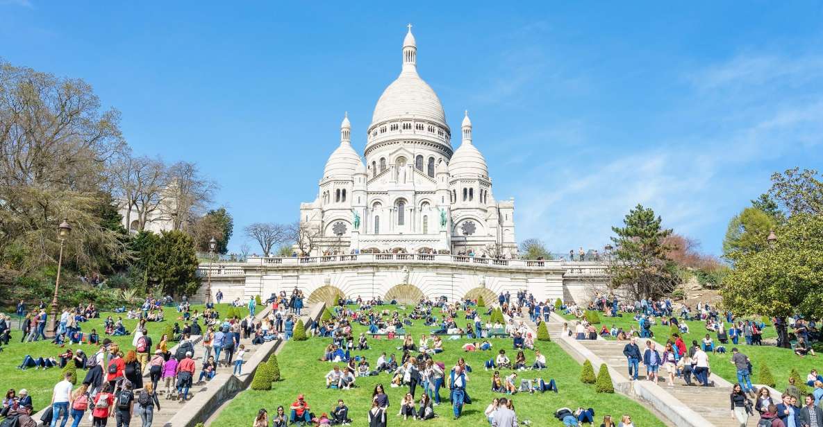 Paris: Montmartre Small Group Guided Walking Tour - Tour Overview