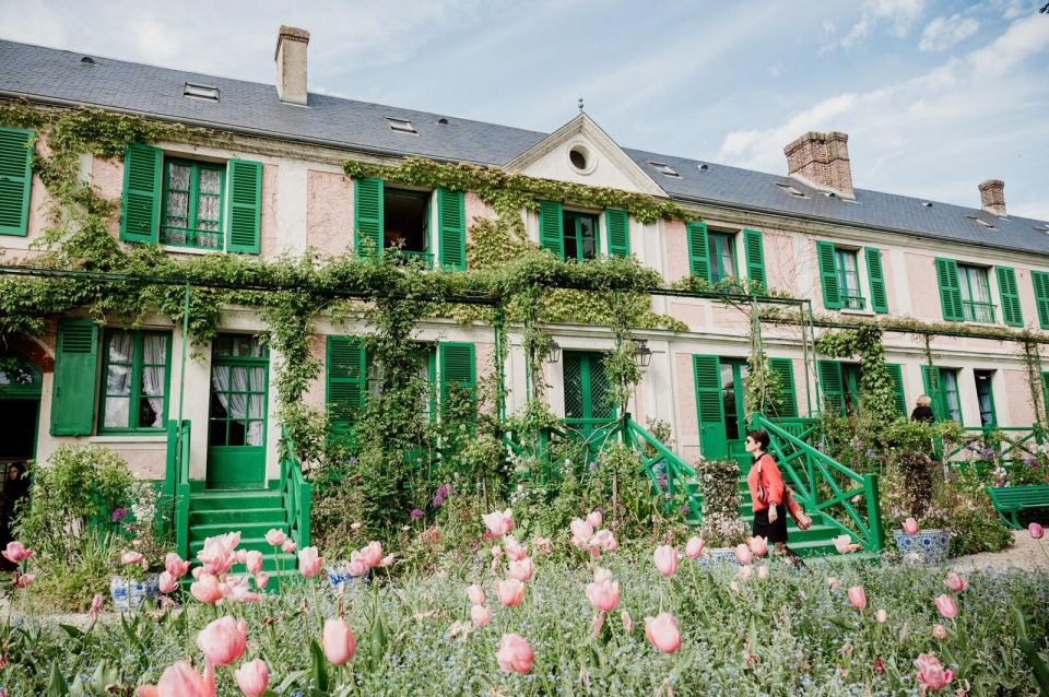 Paris: Musée D'orsay Tour & Giverny Day Trip From Paris - Key Points