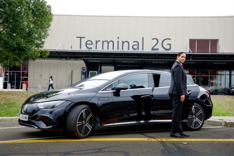 Paris: Private Driver Transfer Charles De Gaulle Airport