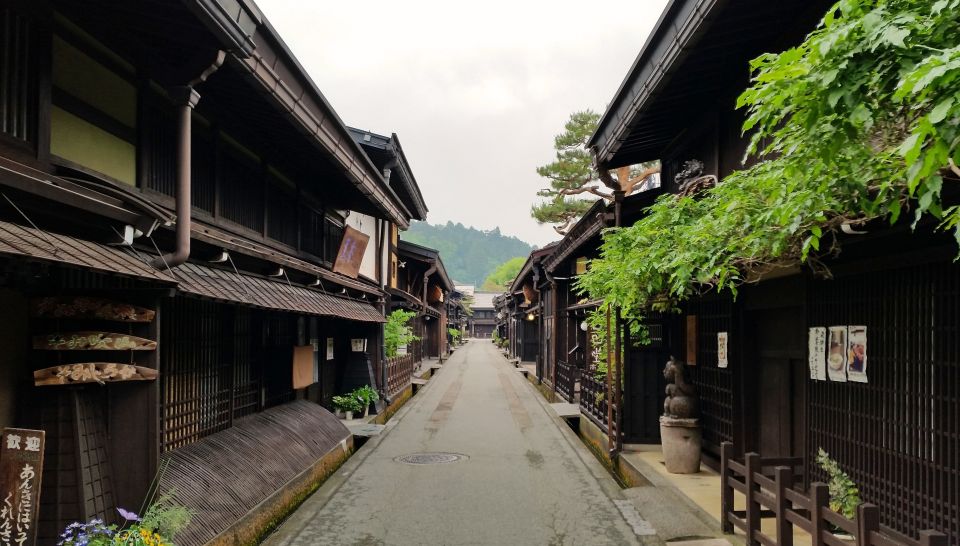 Shirakawa-go, Gokayama & Takayama Private Tour From Kanazawa - Key Points