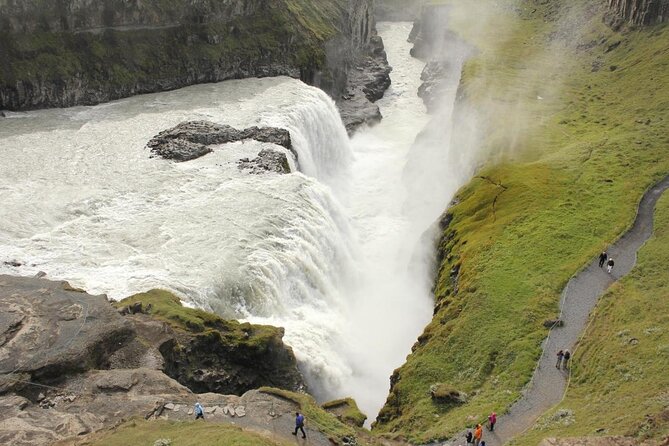 The Golden Circle Direct Guided Bus Tour From Reykjavik - Key Points