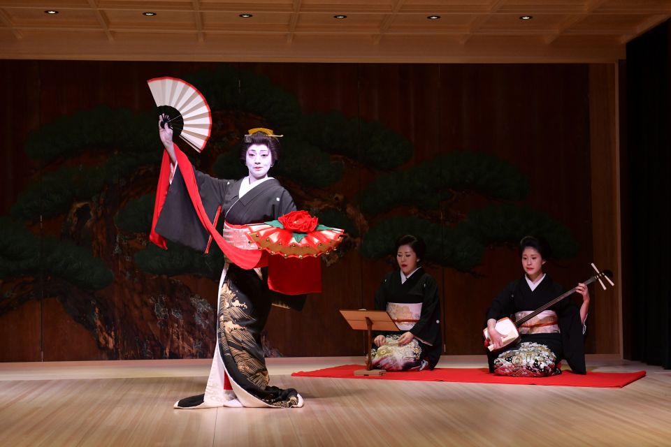 Tokyo: Traditional Performing Arts Show With Lunch/ Dinner - Key Points