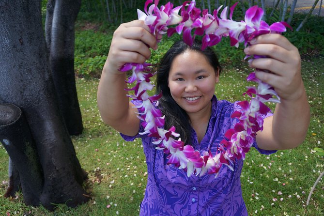 Traditional Airport Lei Greeting on Honolulu, Oahu - Key Points