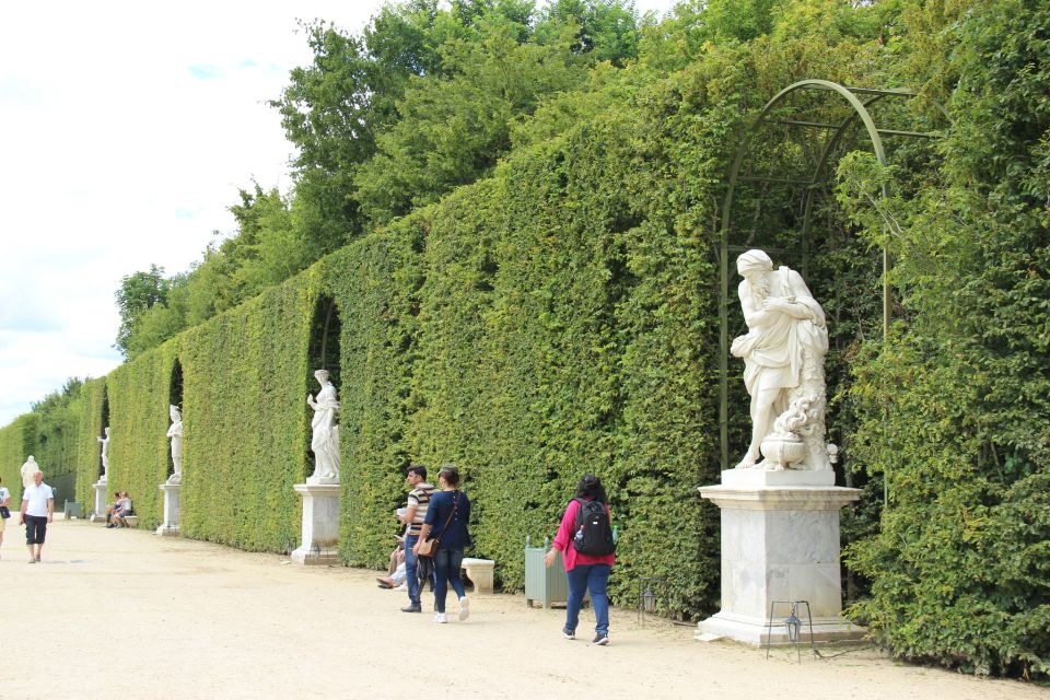 Versailles: Garden Private Guided Tour & Palace Entry Ticket - Key Points